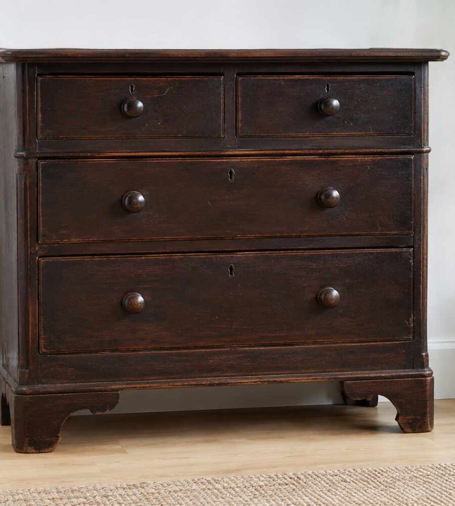 Cómo transformar un mueble oscuro